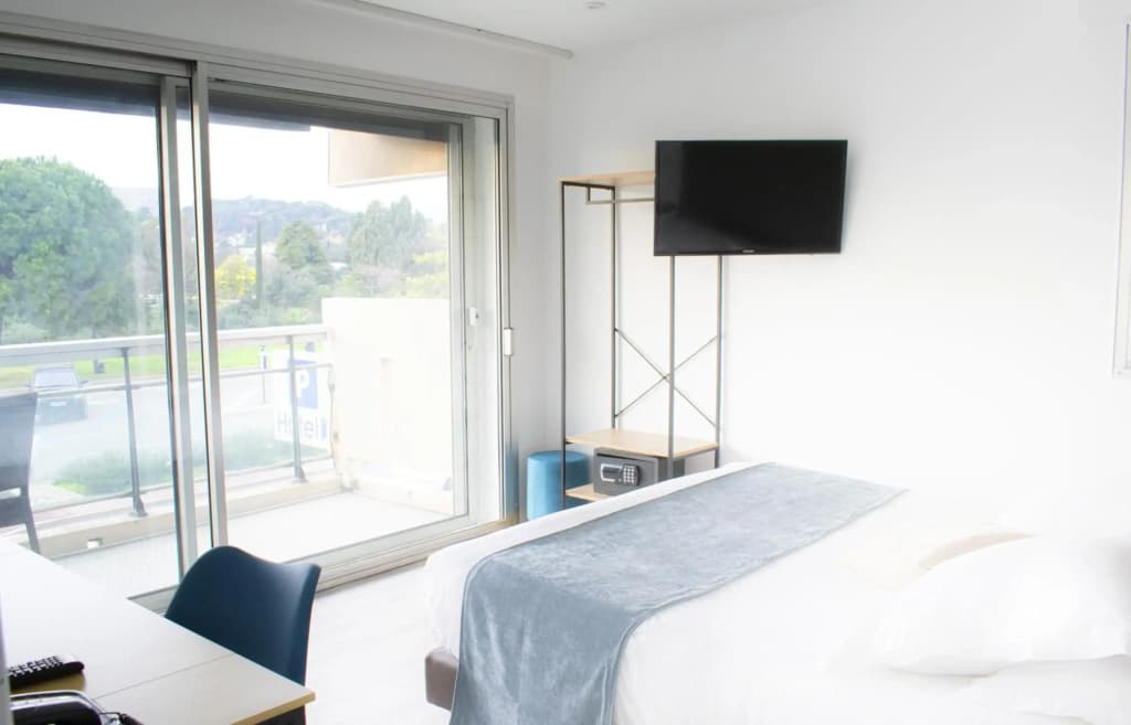 Tiercé Hotel - Photo 3
