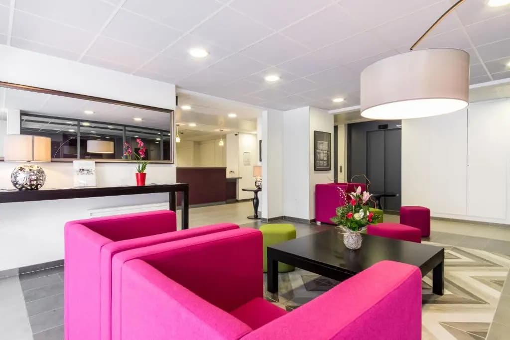 Nemea Appart Hotel Quai Victor Tours Centre - Photo 1