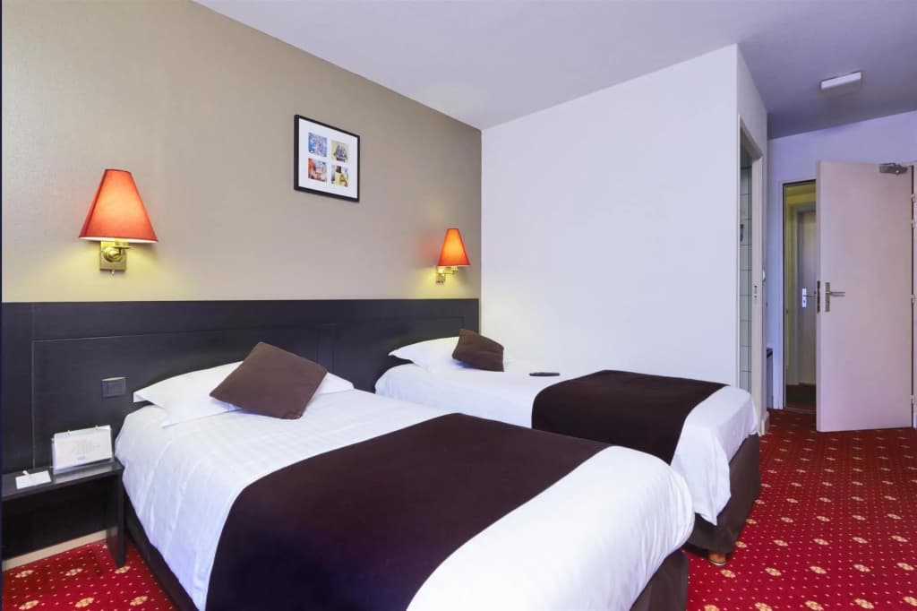 Hotel Kyriad Orleans Ouest - Photo 4