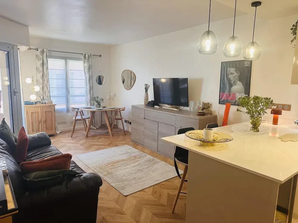 Lovely one Bedroom Apartment With Balcony Wifi Just Minutes Walk From Palais and Cannes Beaches - 109 - Photo 5