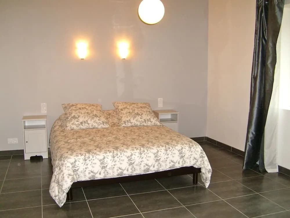 Le Chêne Blanc - Photo 1