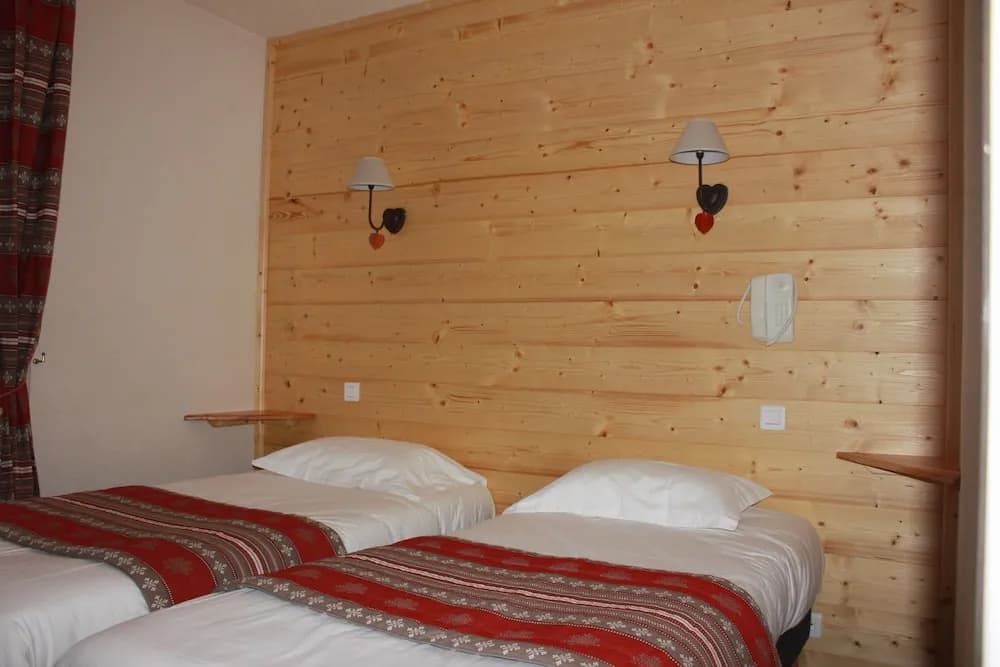 Hôtel les Charmilles - Photo 5