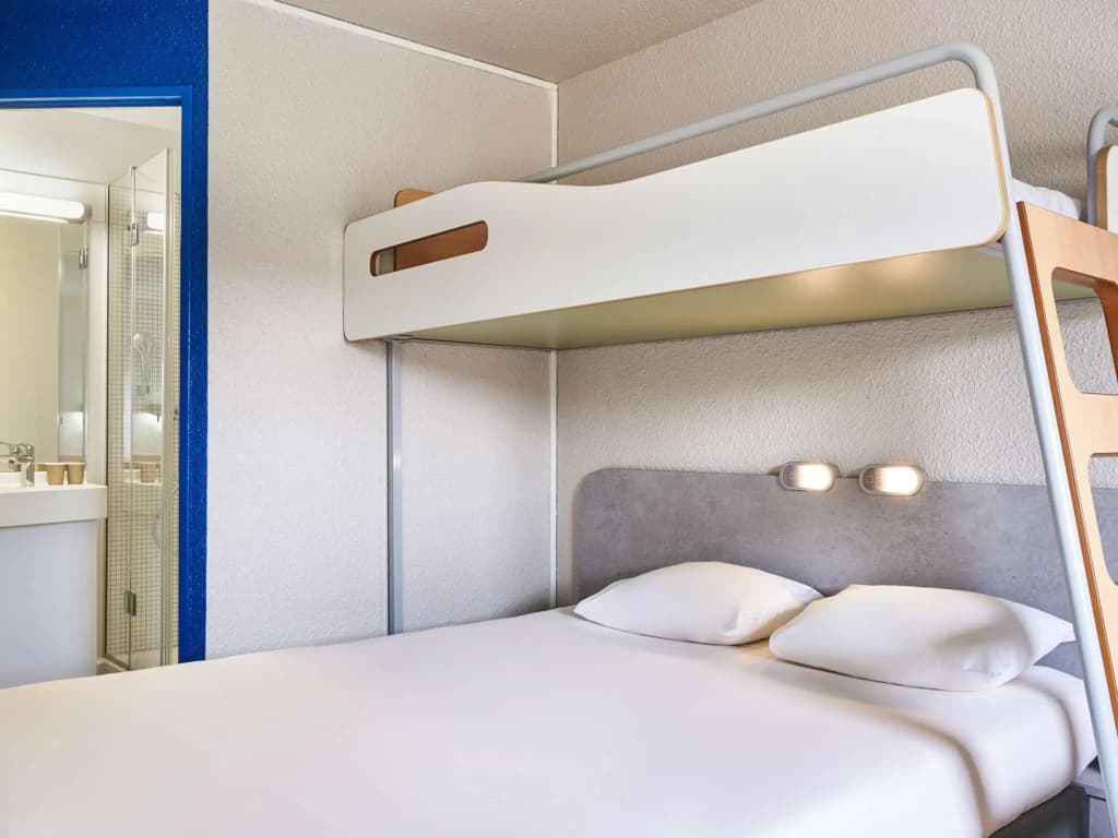 ibis budget Versailles Chateau Saint Cyr - Photo 5