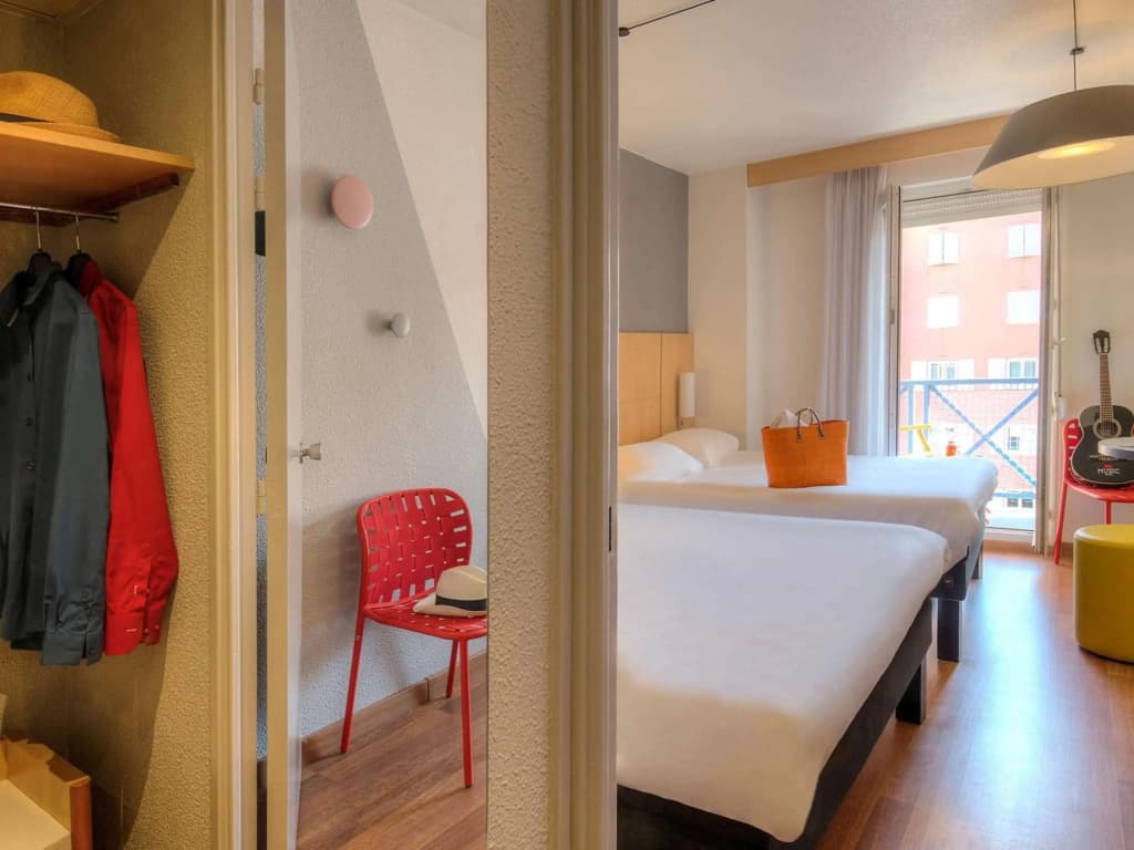 ibis Hyères Centre - Photo 4