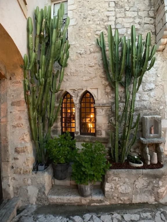 L' Abbaye Hôtel - Photo 1