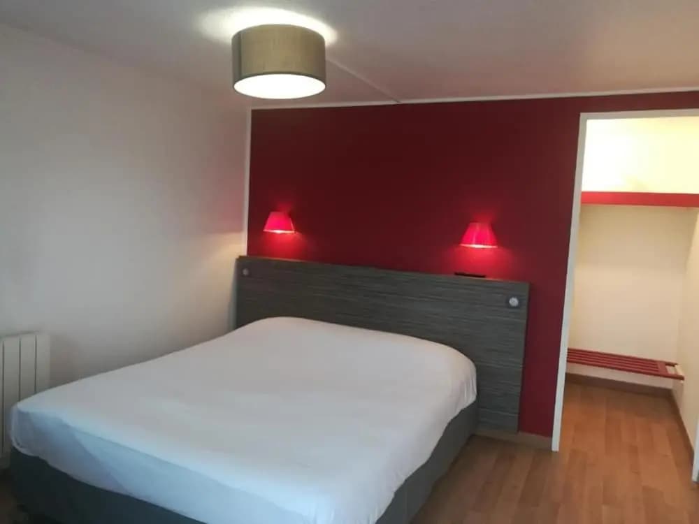 Kyriad Rouen Sud - Oissel - Photo 2