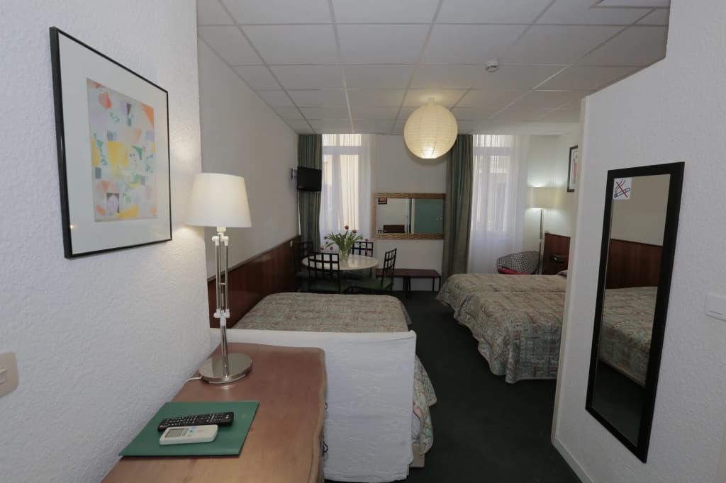 Azurene Royal Hotel - Photo 5