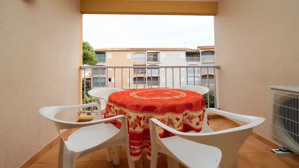 Sunny Garden Apartment in Agde - Miniature 6