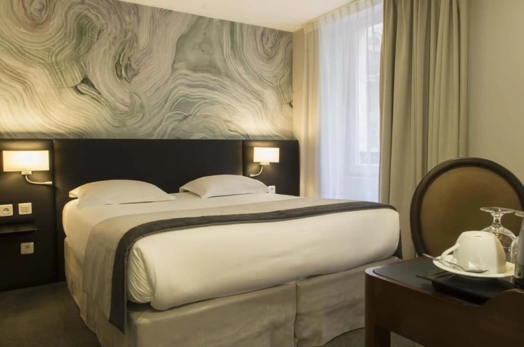 Hotel Queen Mary Paris - Miniature 7