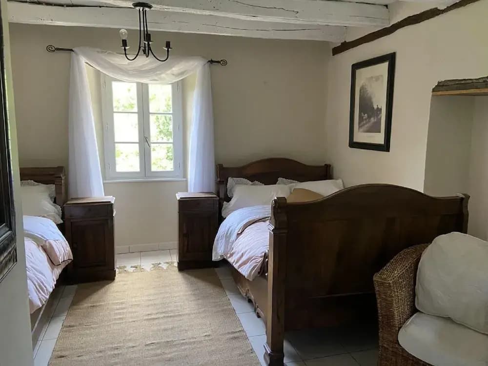 Charming 1930s Home in Altillac - Photo 1