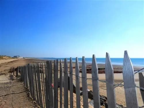 Rental Apartment Dans Residence Au Pied de la Plage - Miniature 8