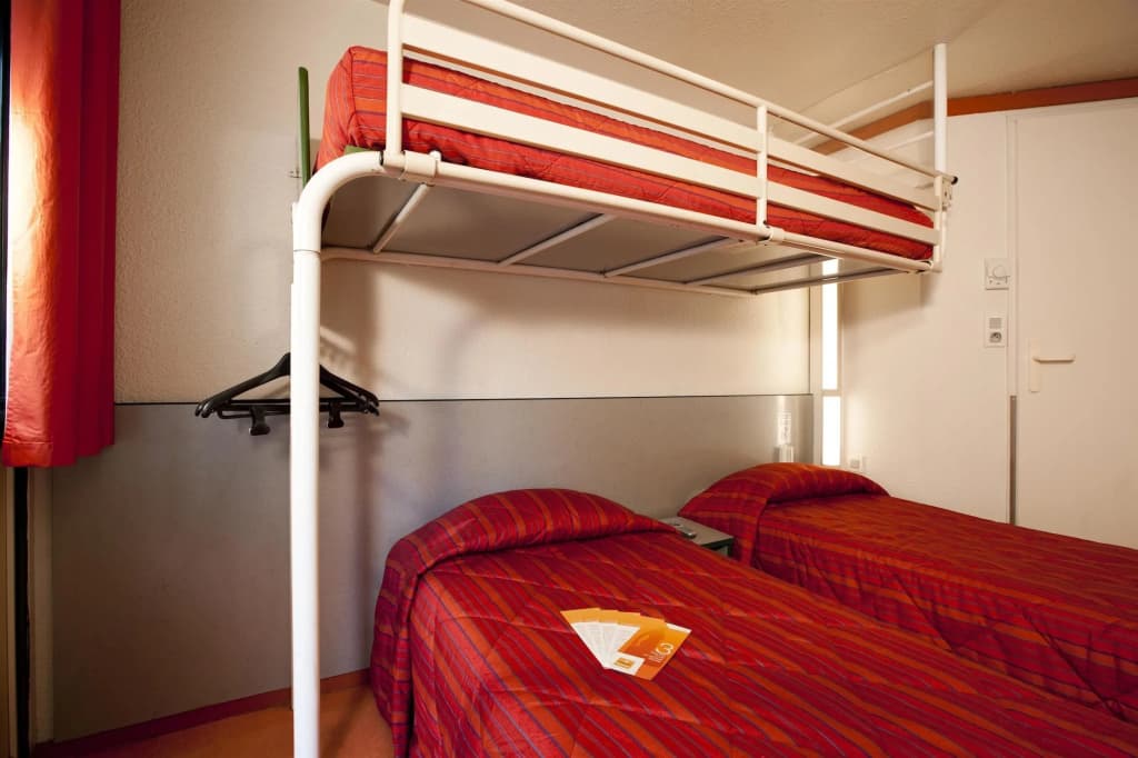Hotel Première Classe Saint Quentin En Yvelines - Elancourt - Photo 4