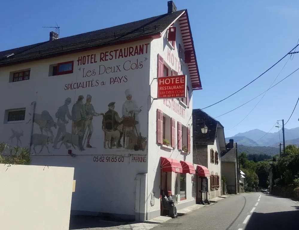 Hôtel des Deux Cols - Photo 1
