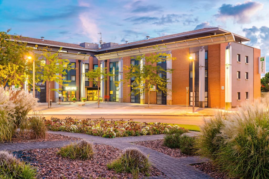 Holiday Inn Toulouse Airport by IHG - Photo 1