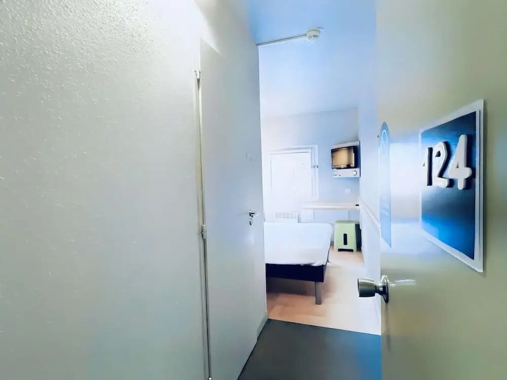 ibis budget Beaune - Miniature 7