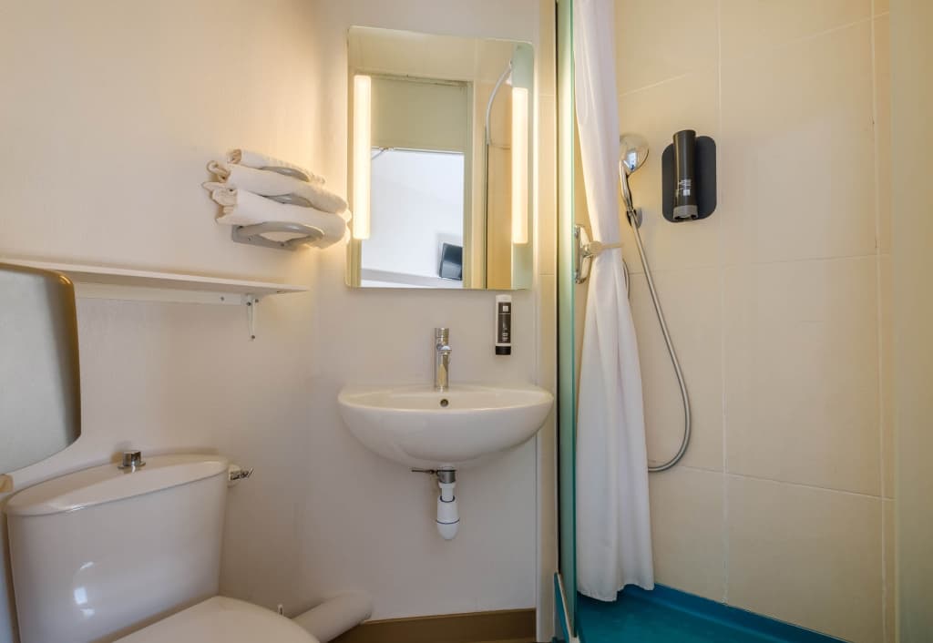 B&B HOTEL Villeneuve-Loubet Plage - Miniature 8