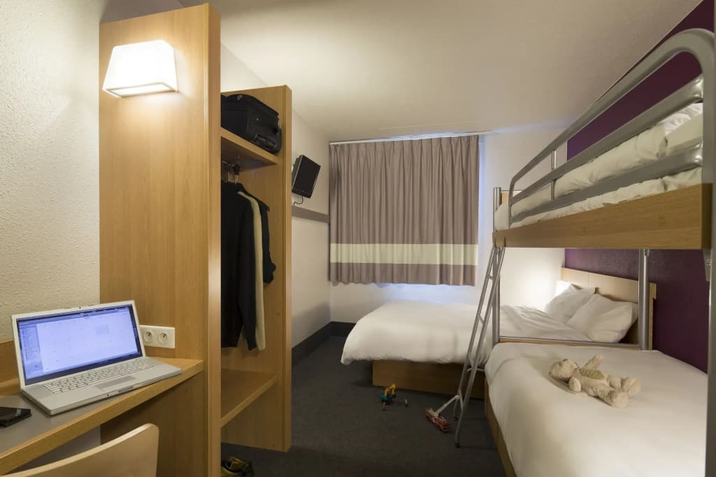 B&B HOTEL Chatellerault - Photo 3