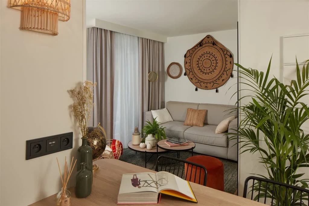 Pepper & Paper Apartments - Photo 5