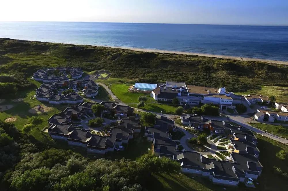 Holiday Home in Blyriot Plage With Pool - Photo 1