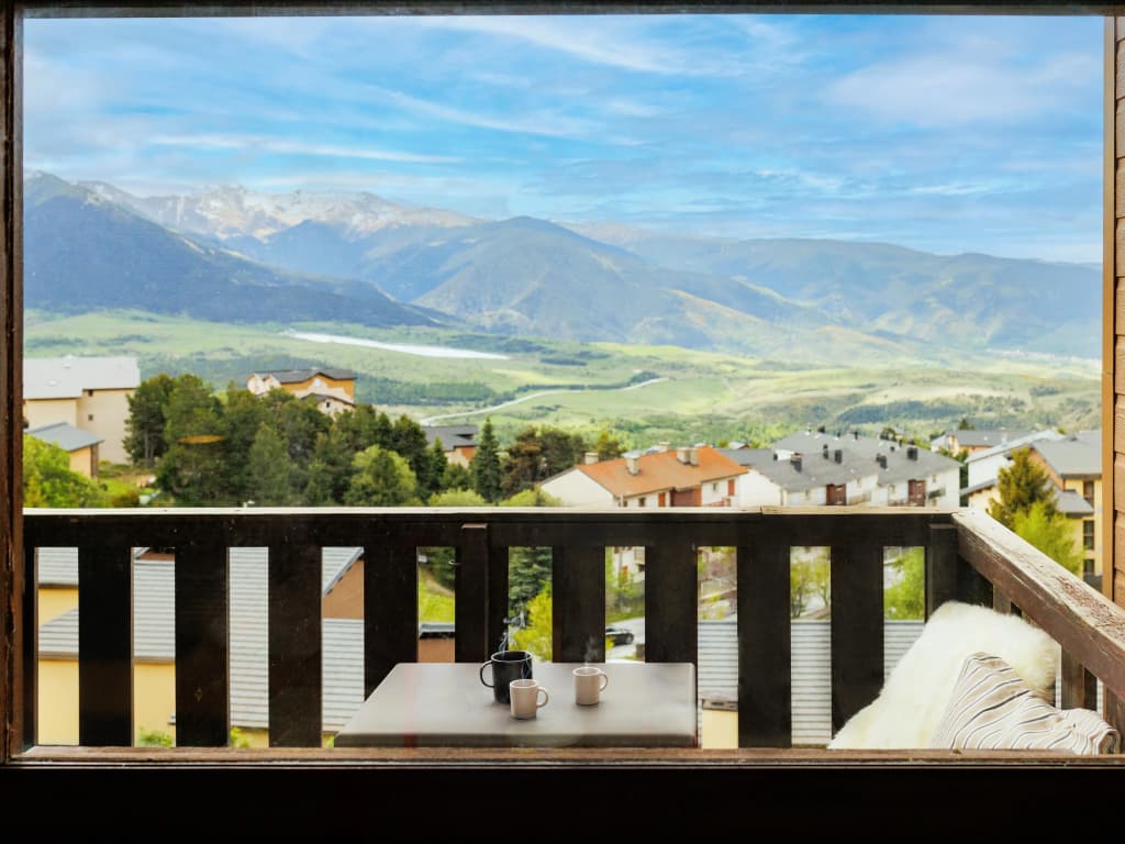 Anana Balcon Cerdan | Duplex with Views Apartments - Miniature 6