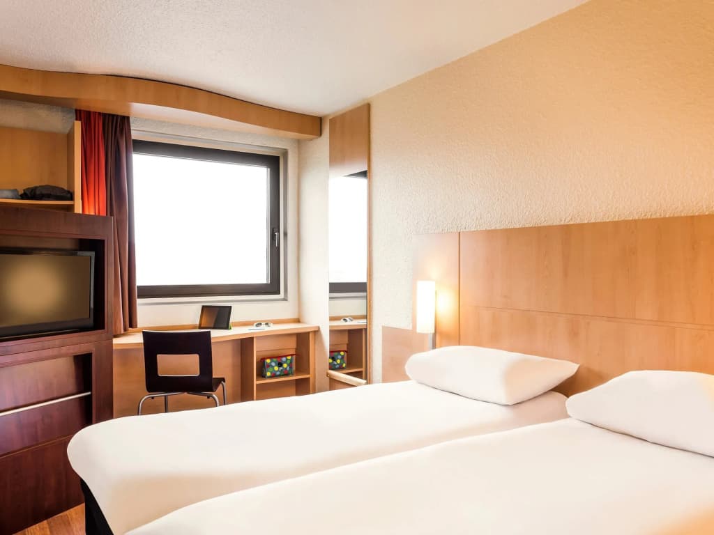 ibis Paris CDG Airport - Photo 5