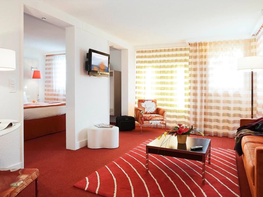 Mercure Pau Palais Sports - Photo 2