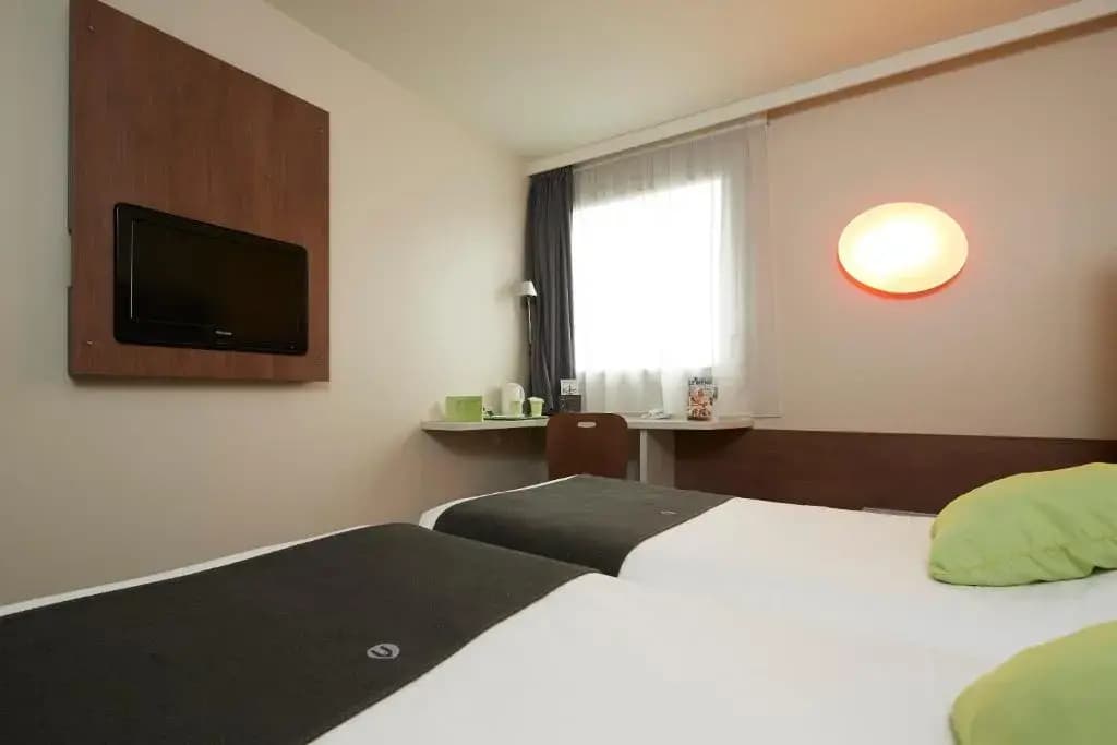 Hotel Campanile Nantes Centre - Saint Jacques - Photo 5