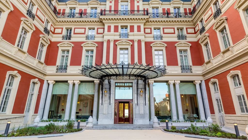 Hôtel du Palais - Photo 1
