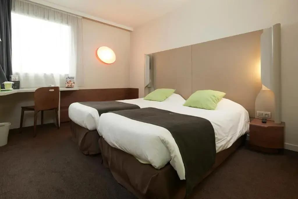 Hotel Campanile Nantes Centre - Saint Jacques - Miniature 8