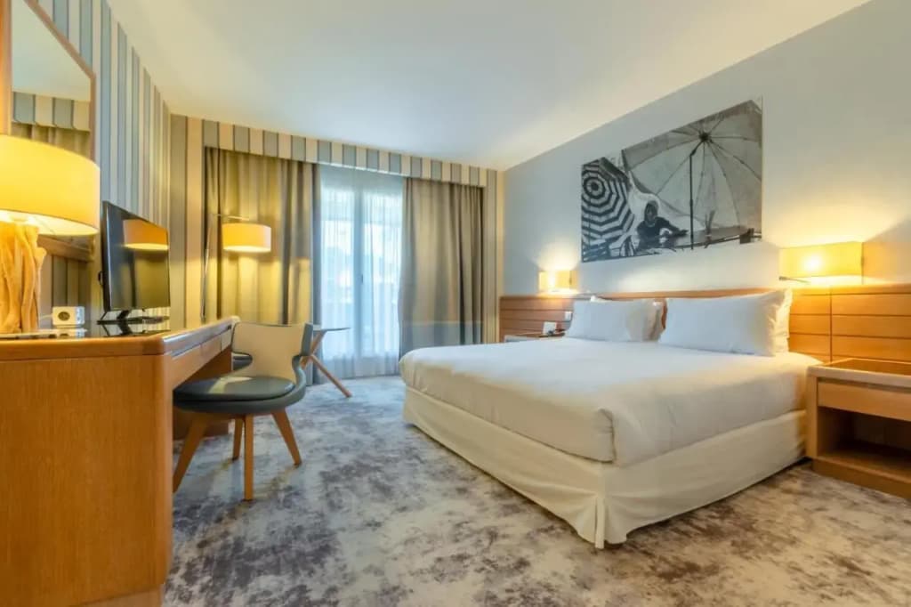 Holiday Inn Nice-Port St Laurent by IHG - Miniature 5