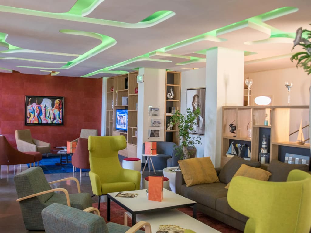 Luxotel Cannes - Photo 1