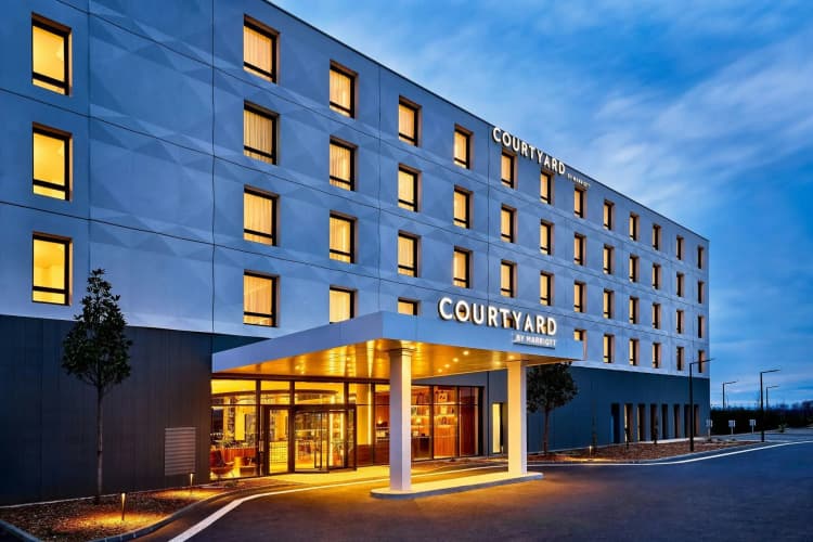 Courtyard By Marriott Lyon Eurexpo Stadium