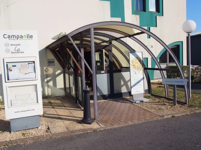 Hotel Campanile Livry Gargan