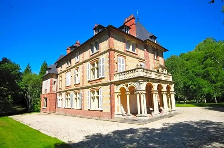 Château De La Bribourdière
