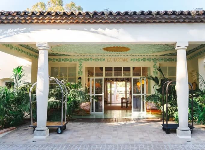 Hôtel La Tartane Saint -Tropez