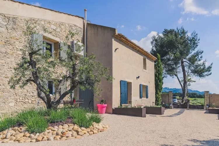 Maison Sadina