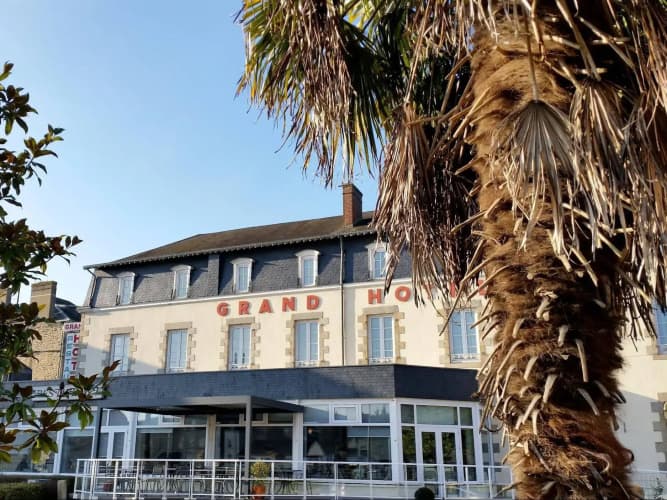 Grand Hotel