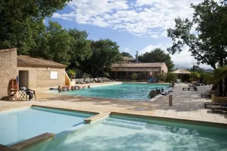 Domaine des Chênes Blancs - Camping