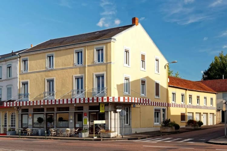 Contact Hôtel du Commerce et son restaurant Côte à Côte