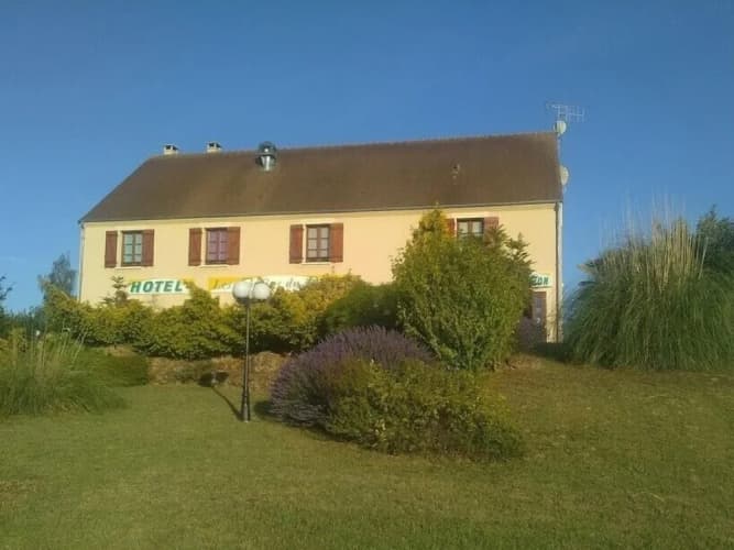 Hotel Les Confins Du Perche