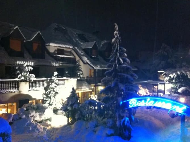Hotel Mir