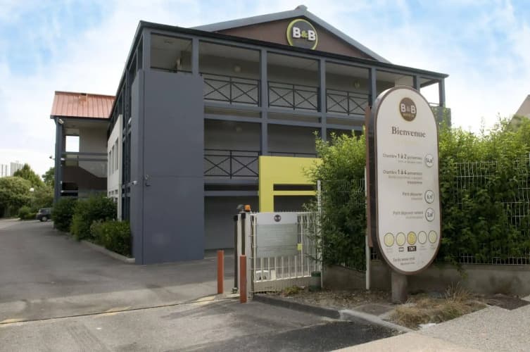 B&B HOTEL Amiens Longueau