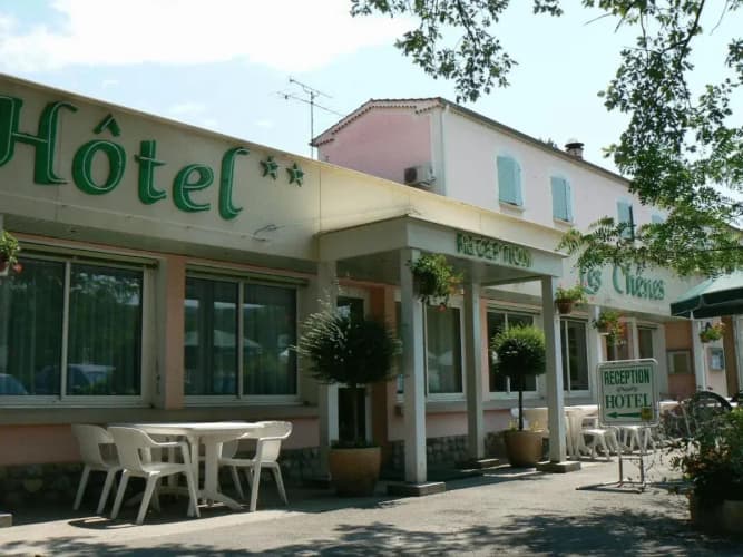 Hotel Les Chenes