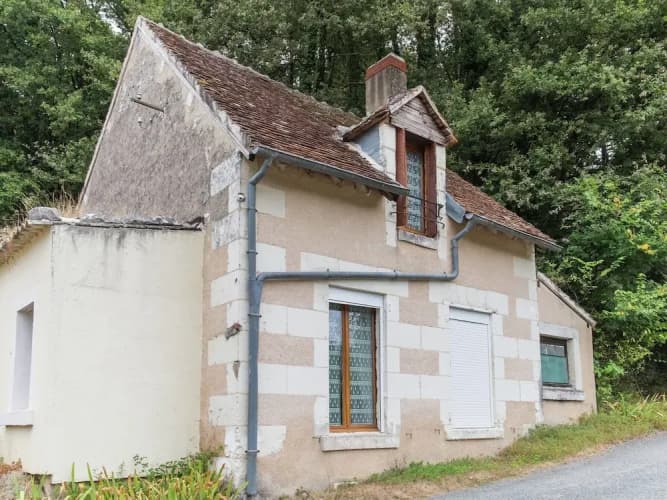 A Cave House With a Historic Charm