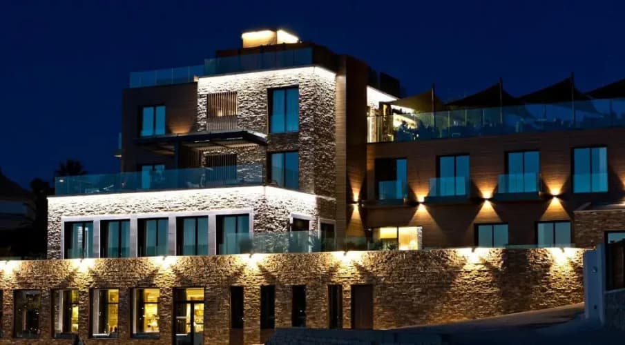 Hostellerie La Farandole