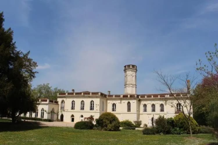 Chateau Castelrives