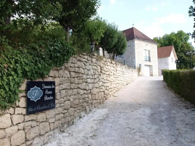 Le Domaine des Pierres Blanches