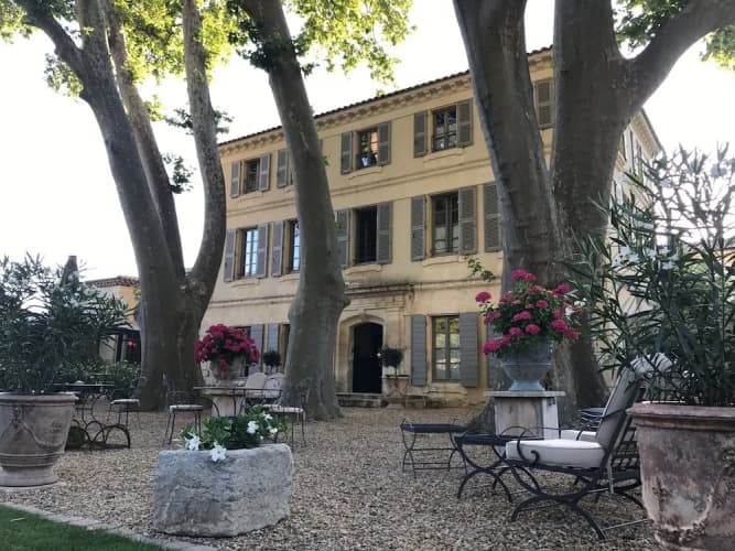 Hôtel La Bastide De Boulbon