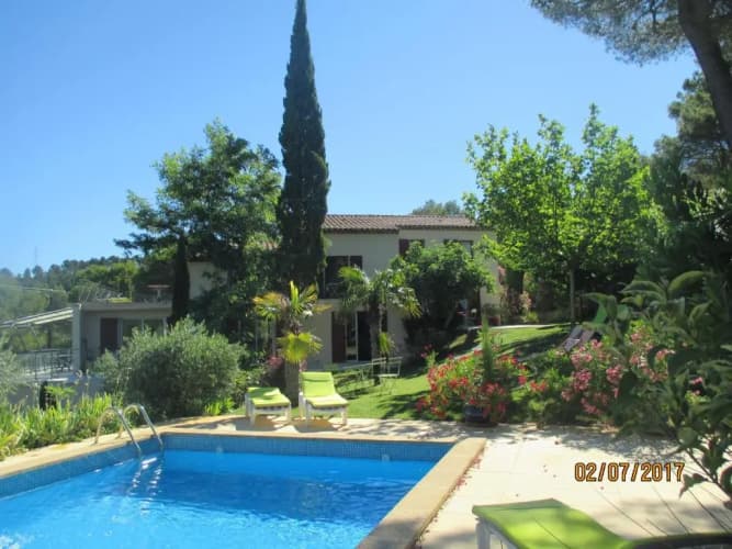Villa Boulou