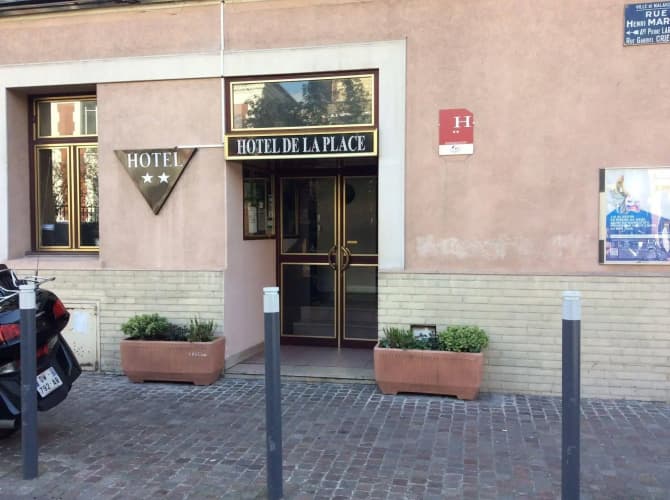 Hotel De La Place
